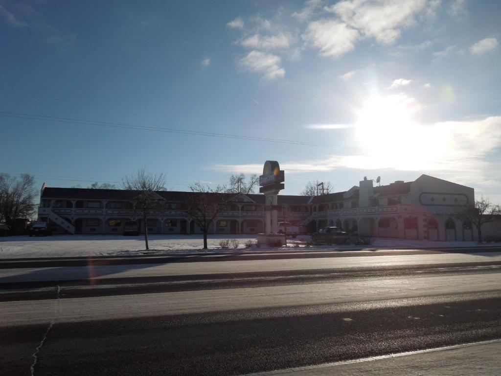 Days Inn Riverton Exterior photo