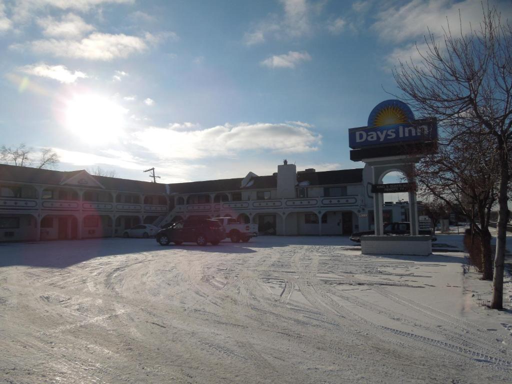 Days Inn Riverton Exterior photo